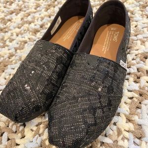 BNWOB TOMS Black Sequined Size 8